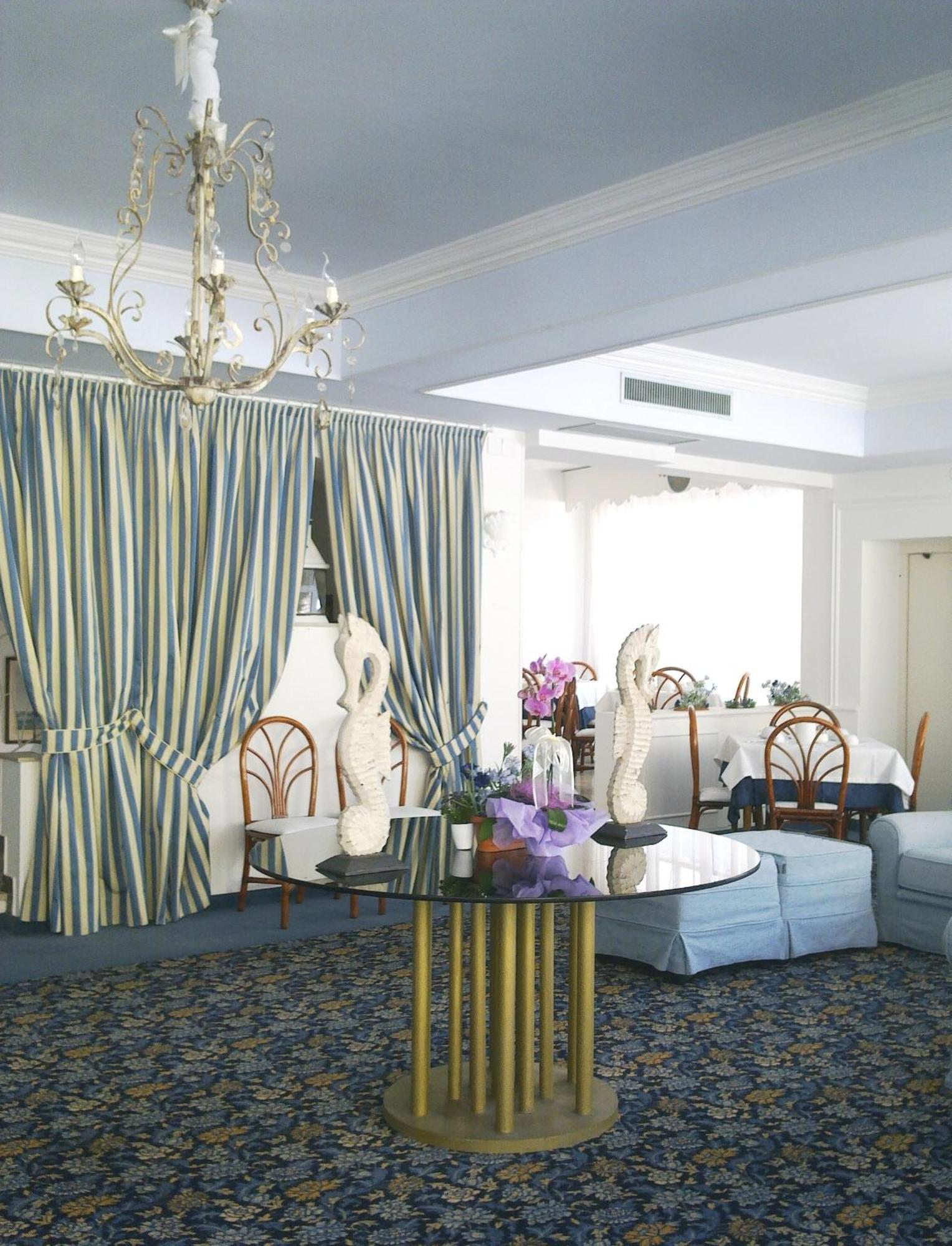 Hotel Maremonti กาบิชเชมาเร ภายใน รูปภาพ