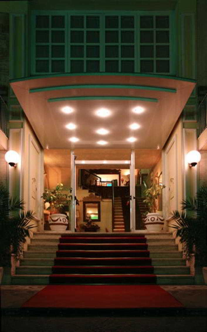 Hotel Maremonti กาบิชเชมาเร ภายนอก รูปภาพ